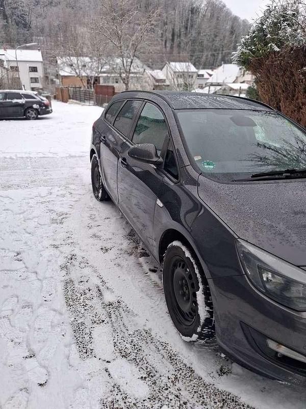 Gebraucht Opel Astra Style 110 PS (80 kW) 2015 Kombi