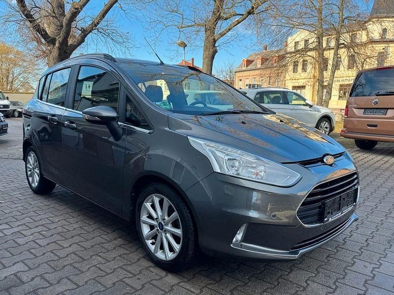 Second-hand Ford B-MAX Titanium 125 CP (91 kW) 2017 Gri Monovolum