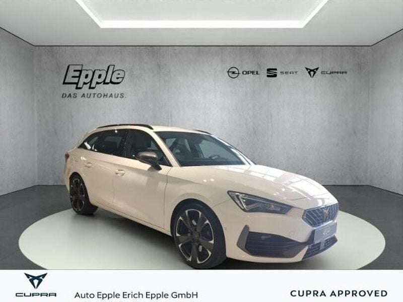 Weiss Gebraucht 2022 Cupra Leon VZ Kombi | 25.890 € (Fairer Preis) - Bild 1/4