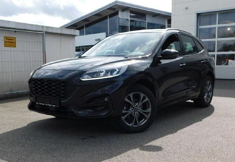 Schwarz Gebraucht 2022 Ford Kuga ST-Line SUV | 27.990 € (Etwas zu teuer) - Bild 1/4