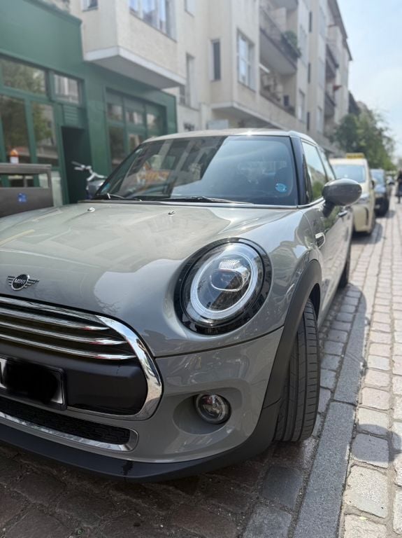 Grau Gebraucht 2020 Mini ONE Kleinwagen | 12.300 € (Guter Preis) - Bild 1/4