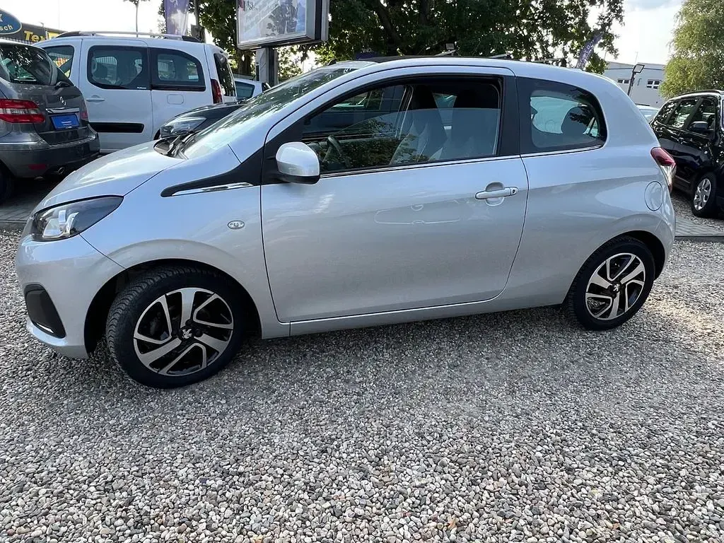 Gebraucht Peugeot 108 Active 69 PS (50 kW) 2017 Silber Kleinwagen
