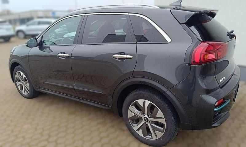 Gebraucht Kia e-Niro Plus 150 kW (204 PS) 2021 Grau SUV