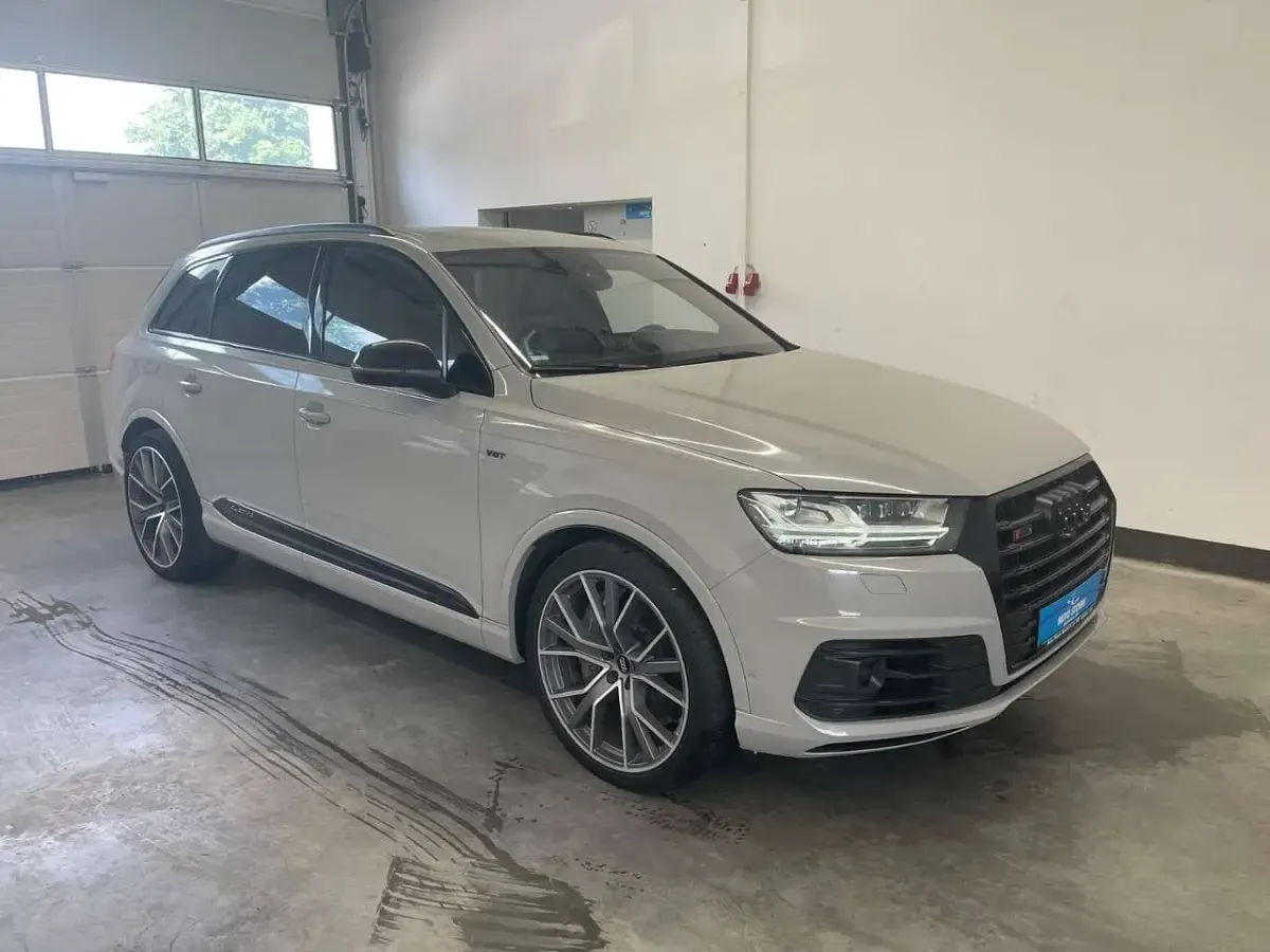 Gebraucht Audi SQ7 Sport 435 PS (319 kW) 2019 Orcaschwarz metallic SUV