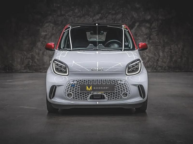 Gebraucht Smart ForFour Electric Drive Passion Exclusive 60 kW (82 PS) 2021 Weiß Limousine