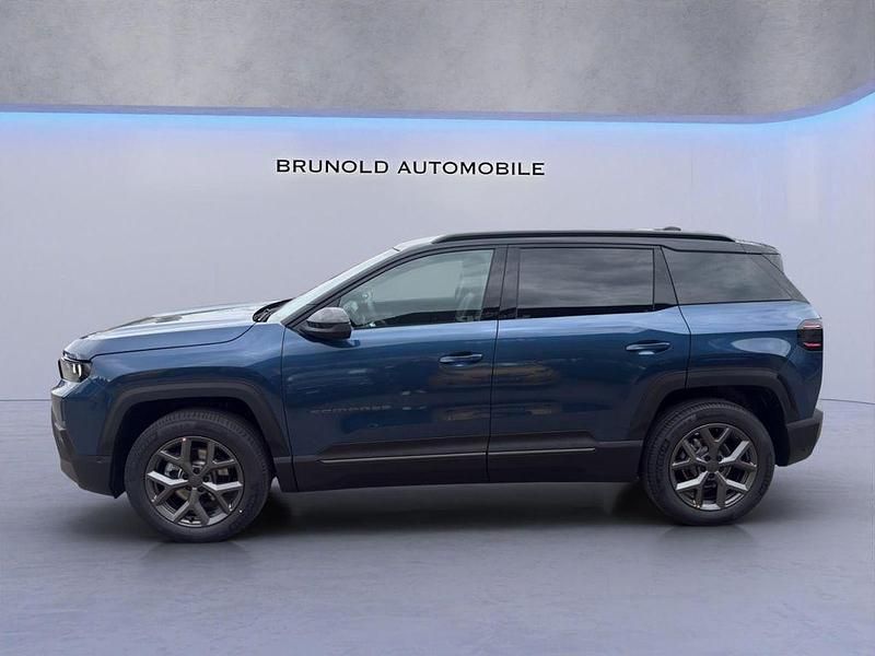 Neu Jeep Compass 145 PS (106 kW) 2026 Blau SUV