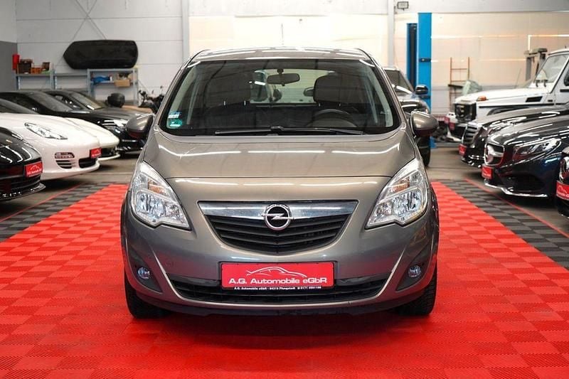 Gebraucht Opel Meriva 120 PS (88 kW) 2013 Braun Van / Kleinbus
