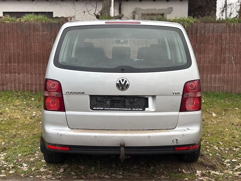Gebraucht VW Touran 105 PS (77 kW) 2008 Grau Van / Kleinbus