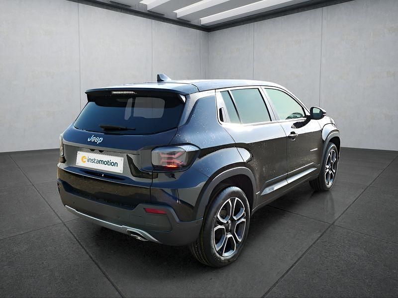 Neu Jeep Avenger 110 PS (80 kW) 2025 Schwarz SUV