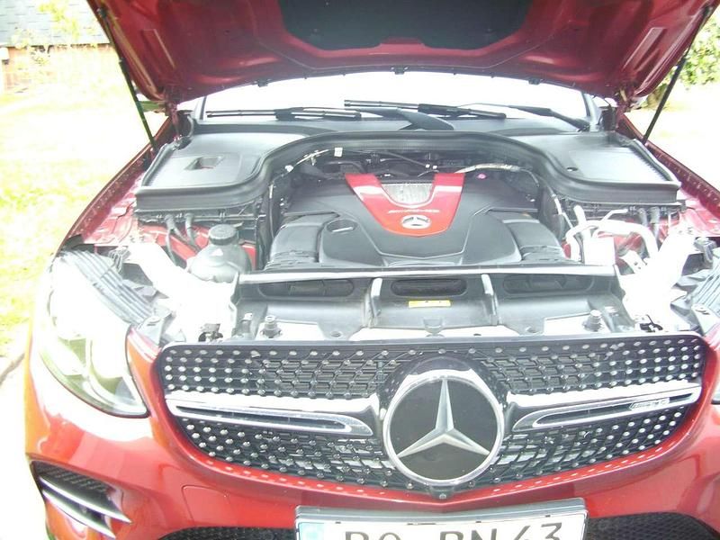 Gebraucht Mercedes GLC43 AMG AMG 367 PS (269 kW) 2016 Rot SUV