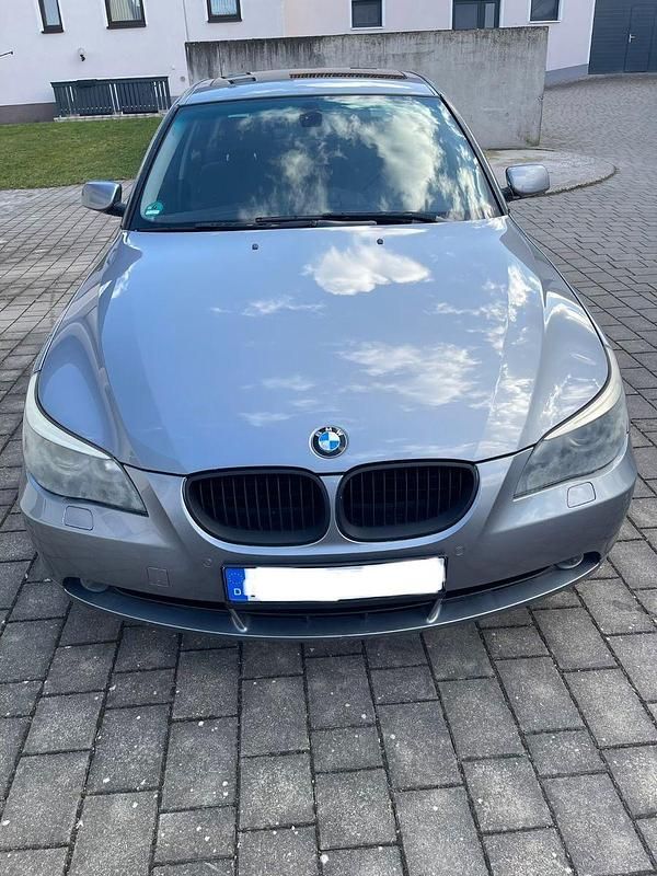 Gebraucht BMW 520 Sport Line 170 PS (125 kW) 2005 Grau Limousine