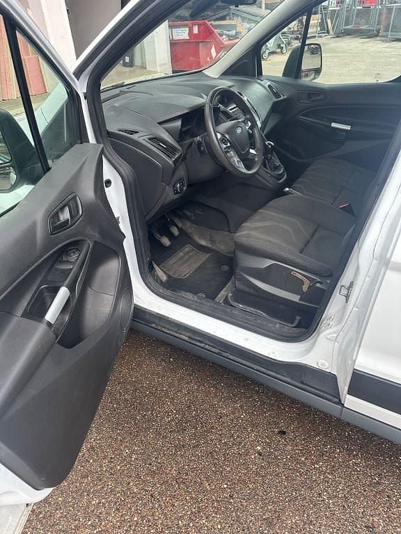 Używany Ford Transit Connect 95 KM (69 kW) 2014 Biały Minivan