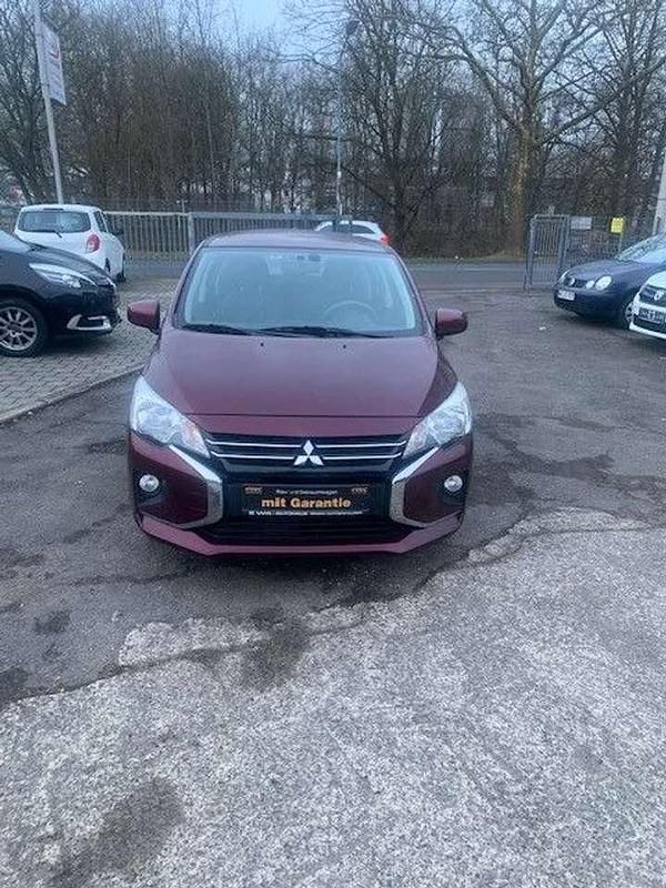 Bordeauxrot (p) Gebraucht 2020 Mitsubishi Space Star Kleinwagen | 10.250 € - Bild 1/4