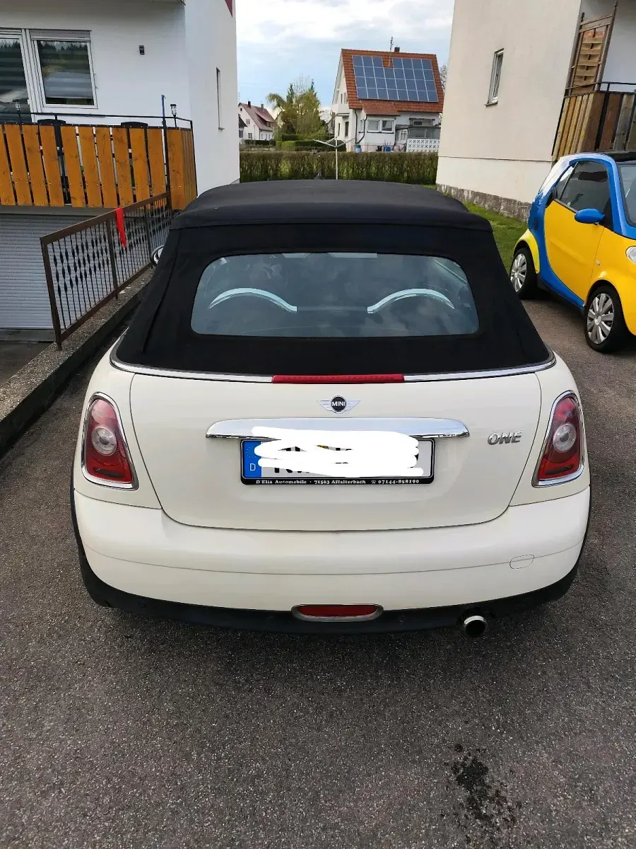 Gebraucht Mini Cooper Cabriolet 100 PS (73 kW) 2010 Gelb Cabrio