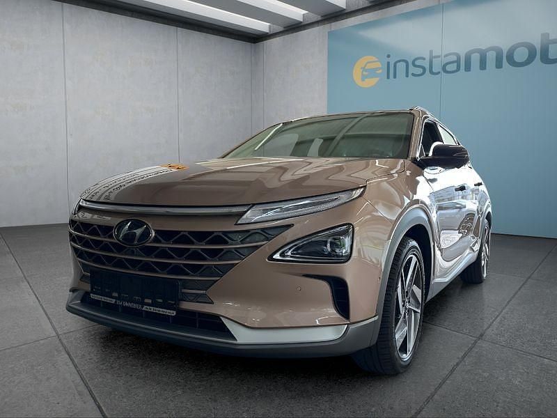Grau Gebraucht 2022 Hyundai Nexo SUV | 15.349 € - Bild 1/4