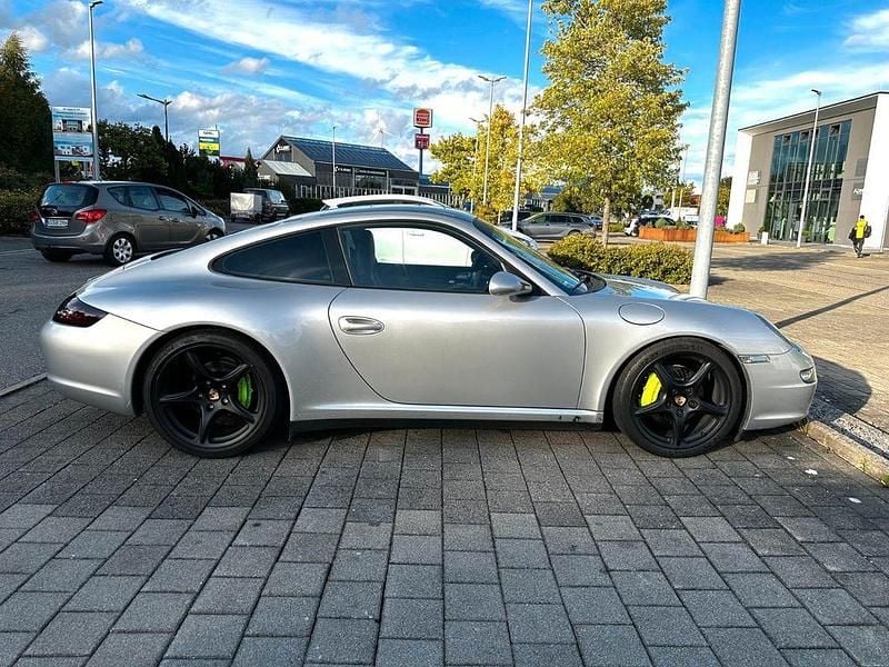 Silber Gebraucht 2007 Porsche 911 Carrera 4 Coupé | 34.800 € (Superpreis) - Bild 1/4