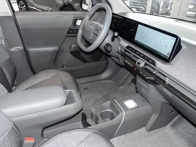 Neu Kia EV2 Earth 108 kW (147 PS) 2026 Grau SUV