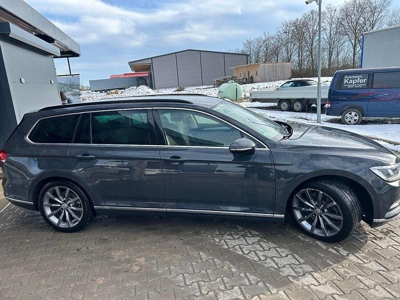 Grau Gebraucht 2014 VW Passat Comfortline Kombi | 14.100 € (Fairer Preis) - Bild 1/4