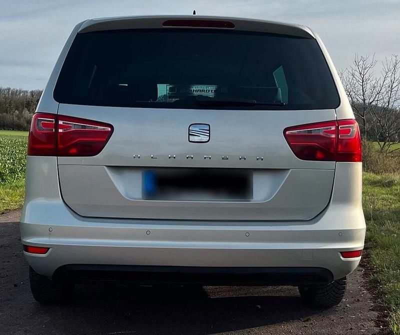 Gebraucht Seat Alhambra 178 PS (130 kW) 2013 Silber Van / Kleinbus