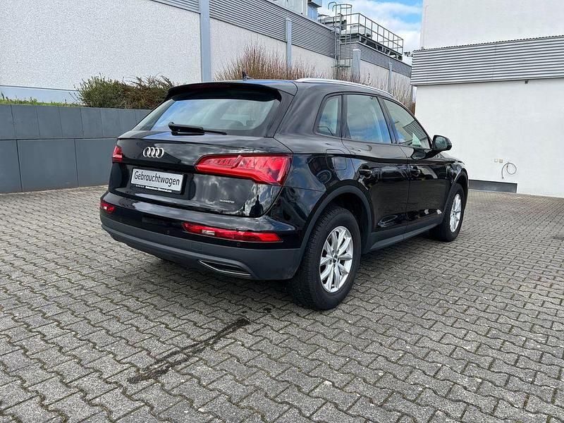 Gebraucht Audi Q5 Sport 190 PS (139 kW) 2020 Schwarz SUV