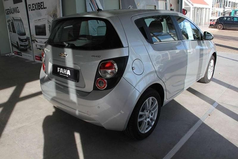 Gebraucht Chevrolet Aveo LTZ 116 PS (85 kW) 2012 Silber Kleinwagen