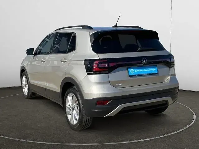Gebraucht VW T-Cross Move 150 PS (110 kW) 2023 Ivory silver metallic SUV