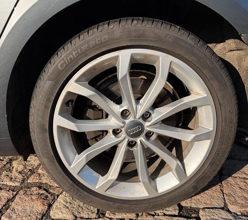 Second-hand Audi A4 Comfort 159 CP (116 kW) 2018 Gri Break