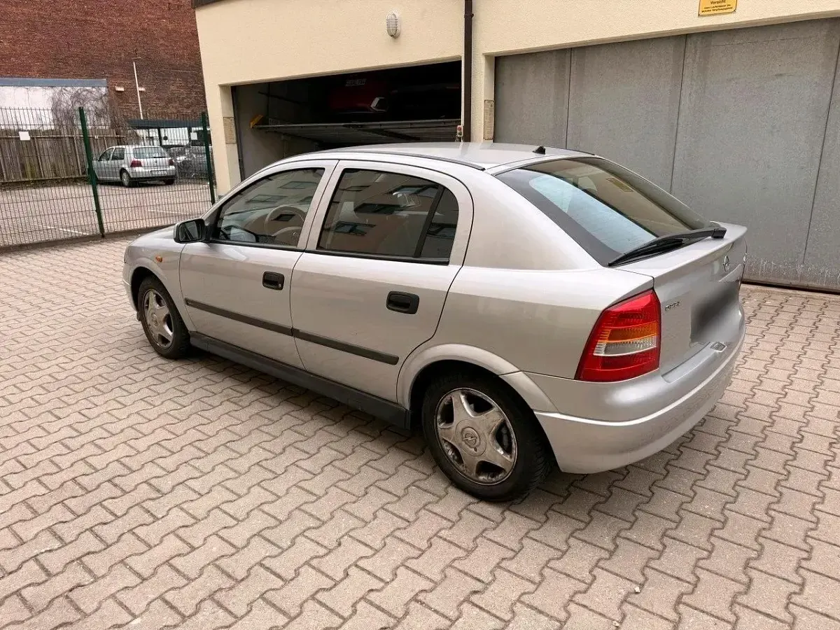 Gebraucht Opel Astra 101 PS (74 kW) 1998 Grau Kleinwagen