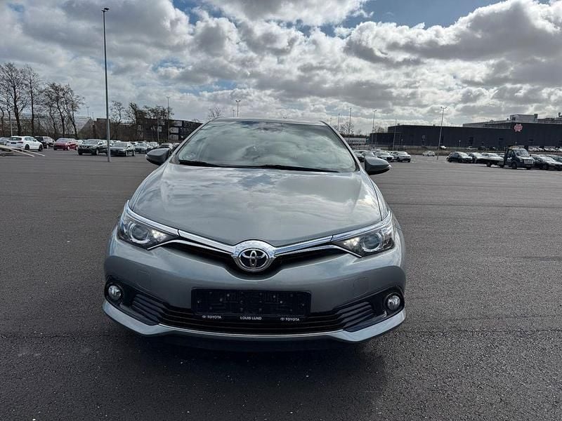 Gebraucht Toyota Auris Comfort 116 PS (85 kW) 2017 Grau Limousine