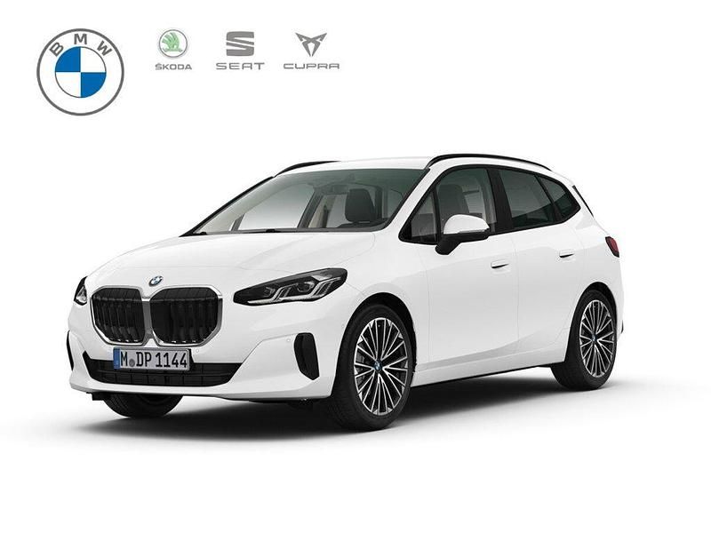 Weiss Gebraucht 2022 BMW 220 Active Tourer Luxury Line Van / Kleinbus | 26.690 € (Guter Preis) - Bild 1/4
