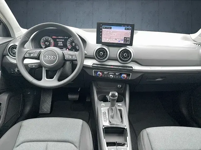 Gebraucht Audi Q2 Advanced 150 PS (110 kW) 2025 Grau SUV