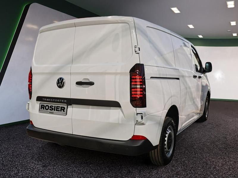 Neu VW T7 150 PS (110 kW) 2025 Weiss / clear white Van