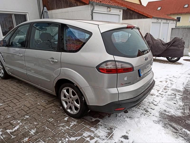 Gebraucht Ford S-MAX S 140 PS (102 kW) 2008 Van / Kleinbus