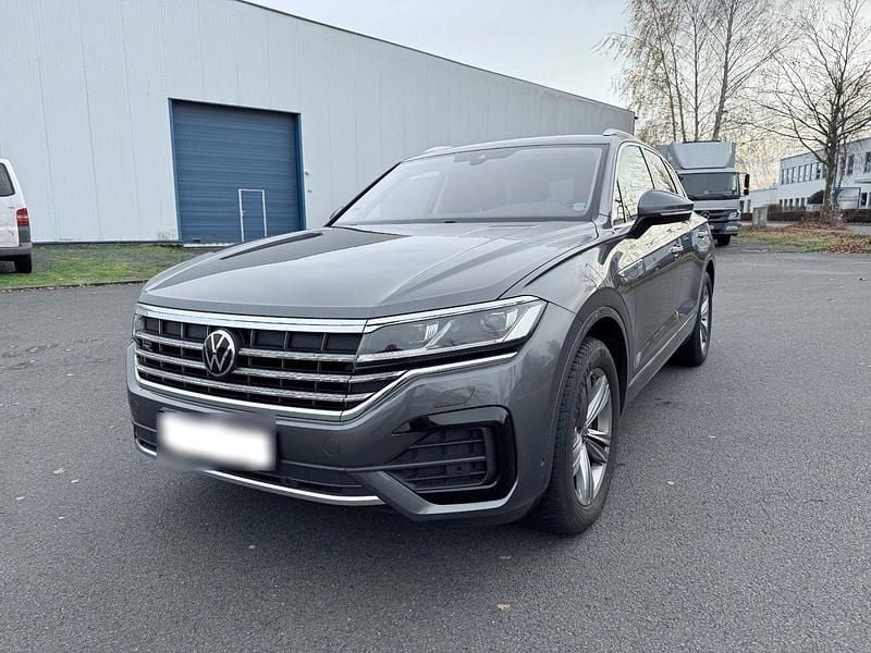 Gebraucht VW Touareg R-line 231 PS (169 kW) 2022 Grau SUV