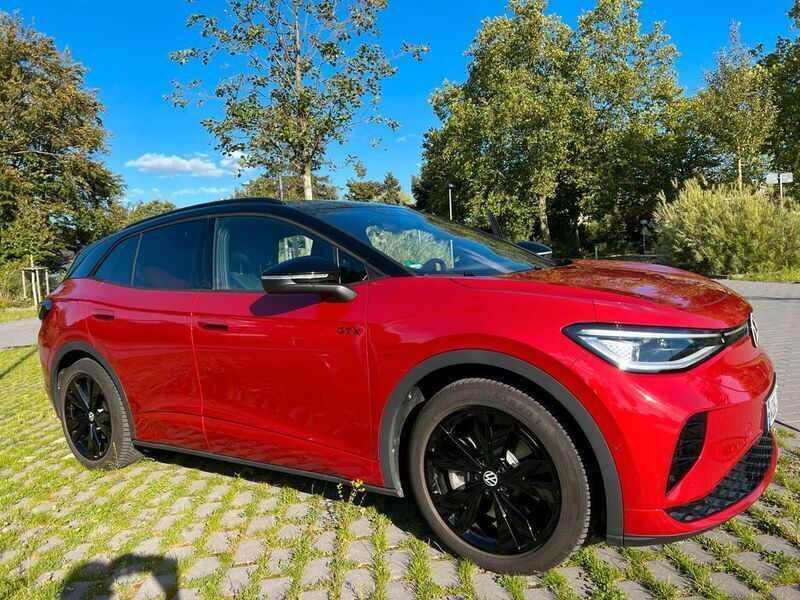 Rot Gebraucht 2022 VW ID.4 GTX SUV | 33.440 € (Superpreis) - Bild 1/4