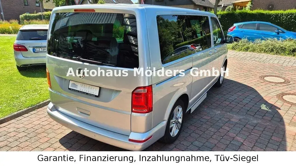 Usata VW Multivan 150 CV (110 kW) 2016 Grigio Monovolume