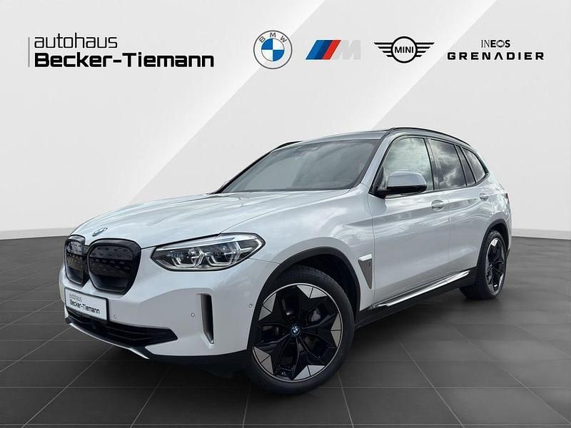 Mineralweiß Gebraucht 2021 BMW iX3 Impressive SUV | 36.898 € (Etwas zu teuer) - Bild 1/4