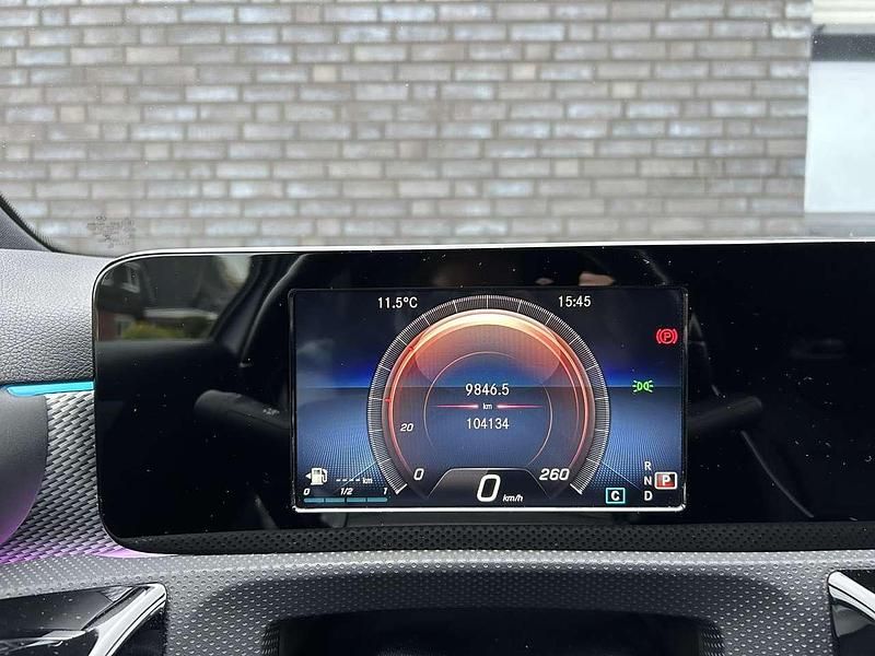 Gebraucht Mercedes A200 150 PS (110 kW) 2020 Weiß Kleinwagen