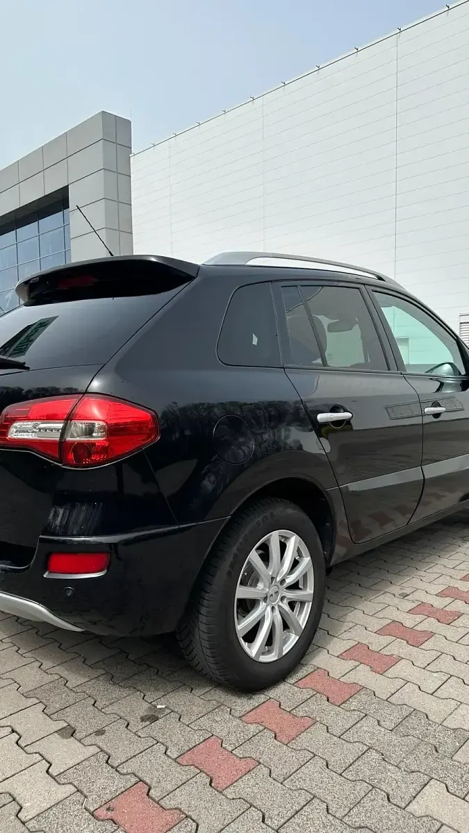 Gebraucht Renault Koleos 150 PS (110 kW) 2012 Schwarz SUV