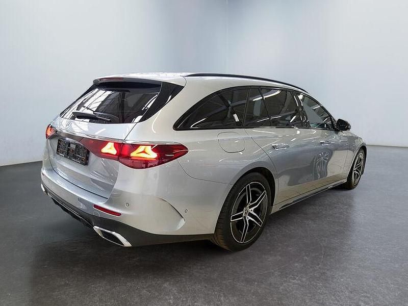Gebraucht Mercedes E220 AMG 197 PS (144 kW) 2025 Andere