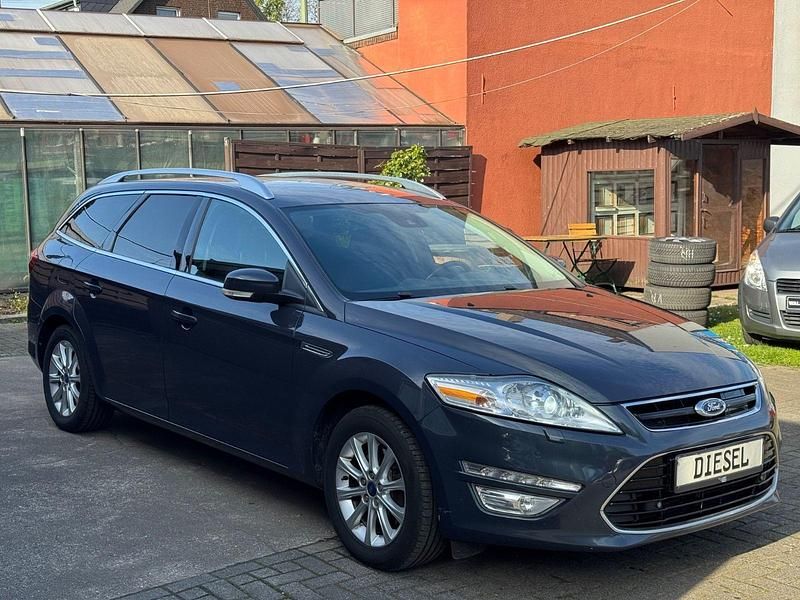 Gebraucht Ford Mondeo Titanium 163 PS (119 kW) 2012 Grau Kombi