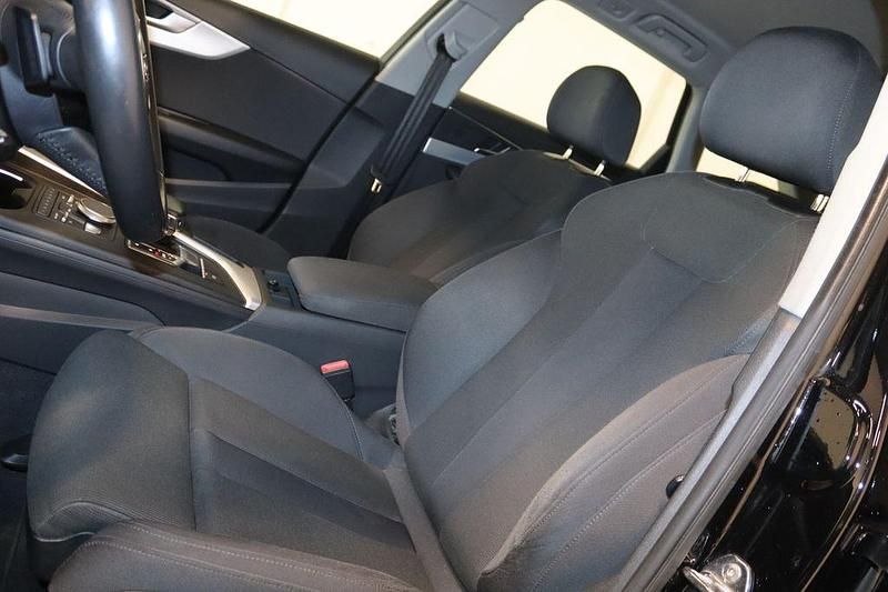 Gebraucht Audi A4 Sport 190 PS (139 kW) 2017 Schwarz Limousine