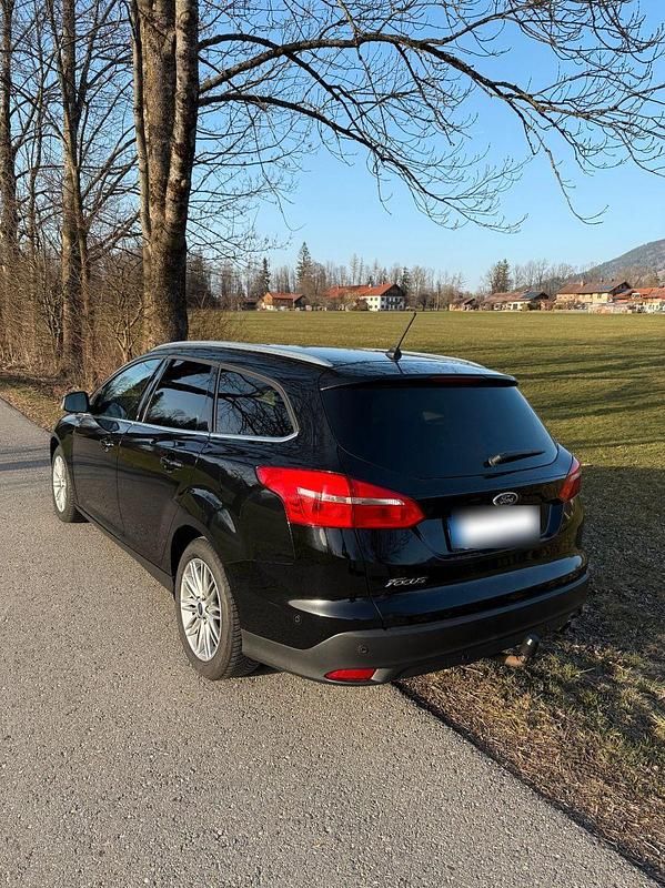 Gebraucht Ford Focus Titanium 150 PS (110 kW) 2018 Schwarz Kombi