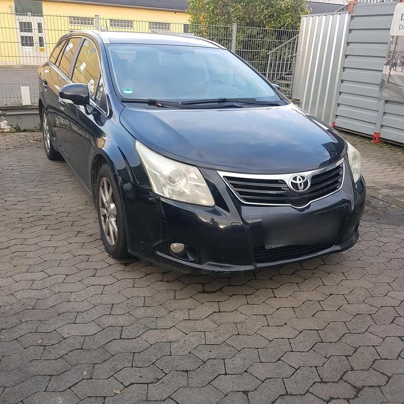 Schwarz Gebraucht 2009 Toyota Avensis Kombi | 2.900 € - Bild 1/4