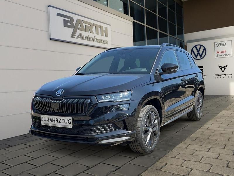 Schwarz Gebraucht 2025 Skoda Karoq SportLine SUV | 38.990 € (Teuer) - Bild 1/4