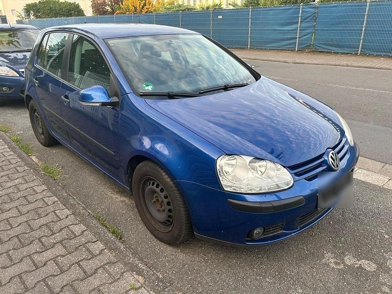 Blau Gebraucht 2005 VW Golf V Limousine | 900 € (Superpreis) - Bild 1/4