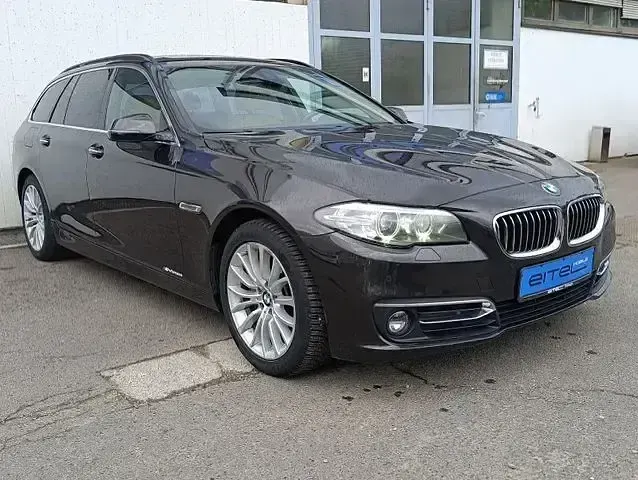 Gebraucht BMW 525 Luxury Line 218 PS (160 kW) 2016 (jatoba metallic) Kombi