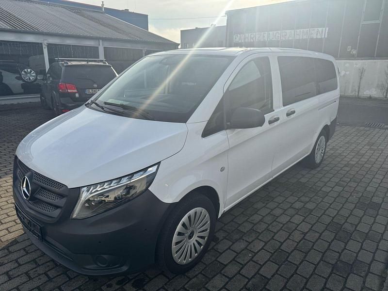 Weiß Gebraucht 2023 Mercedes Vito Van | 26.999 € (Guter Preis) - Bild 1/4