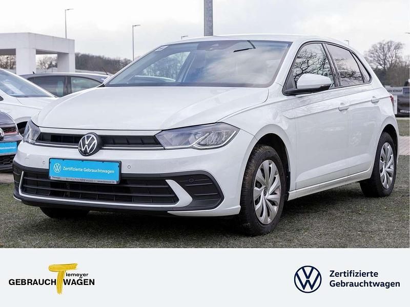 Weiß Gebraucht 2023 VW Polo Life Limousine | 15.840 € (Guter Preis) - Bild 1/4