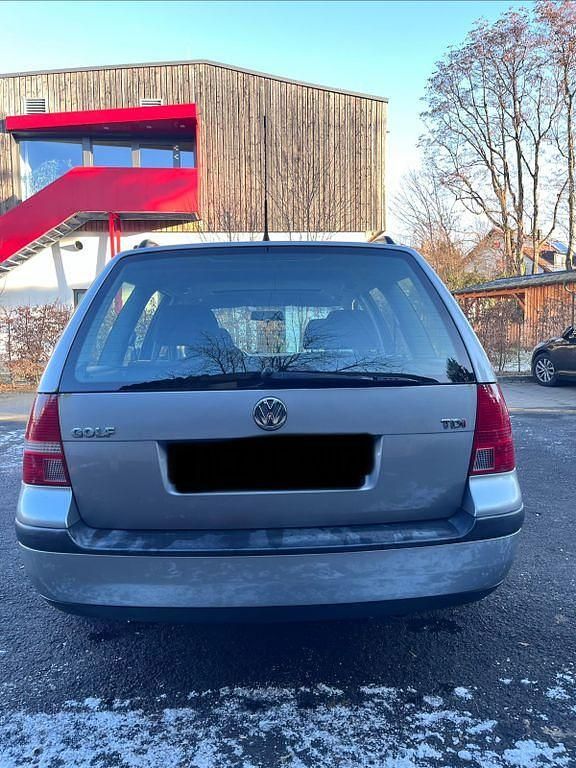 Gebraucht VW Golf IV Edition 101 PS (74 kW) 2003 Grau Kombi